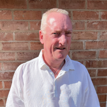 Cllr Bill McElhinney, Desborough